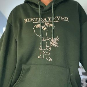💚Embroidered Hoodie💚